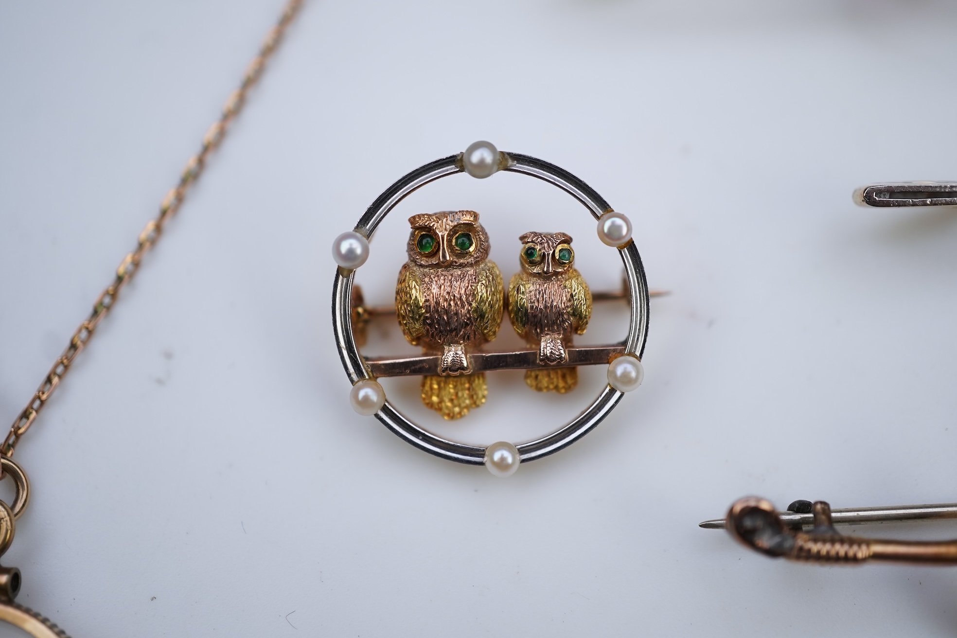 A group of jewellery and two watches